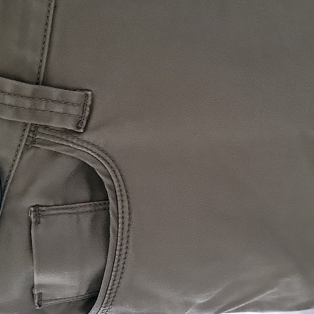 American Rag | 9S Curvy Olive Green Skinny - Picture 3 of 4